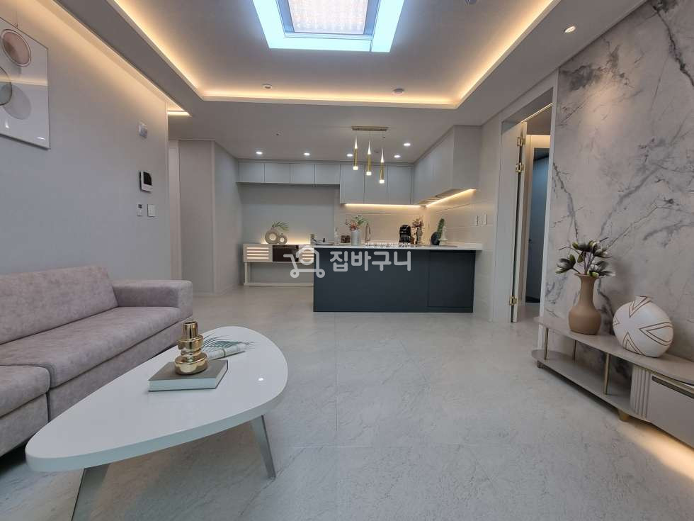인천 부평구 부평동 부평역 도보 8분! 펜트리+다용도실 갖춘 신축 쓰리룸 도시형 아파트! 분양 매물번호 11763 사진 3
