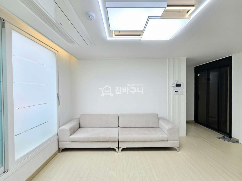 경기 화성효행구 봉담읍 동화리 학교부터 마트까지, 생활권이 편한 화성시 신축 쓰리룸 빌라 매물! 분양 매물번호 11756 사진 2
