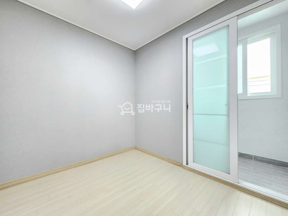 경기 화성효행구 봉담읍 동화리 학교부터 마트까지, 생활권이 편한 화성시 신축 쓰리룸 빌라 매물! 분양 매물번호 11756 사진 12