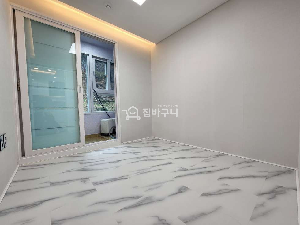 경기 안산단원구 와동 선부역 도보 5분거리! 코너 집 숲속 조망권 신축빌라! 분양 매물번호 11968 사진 6