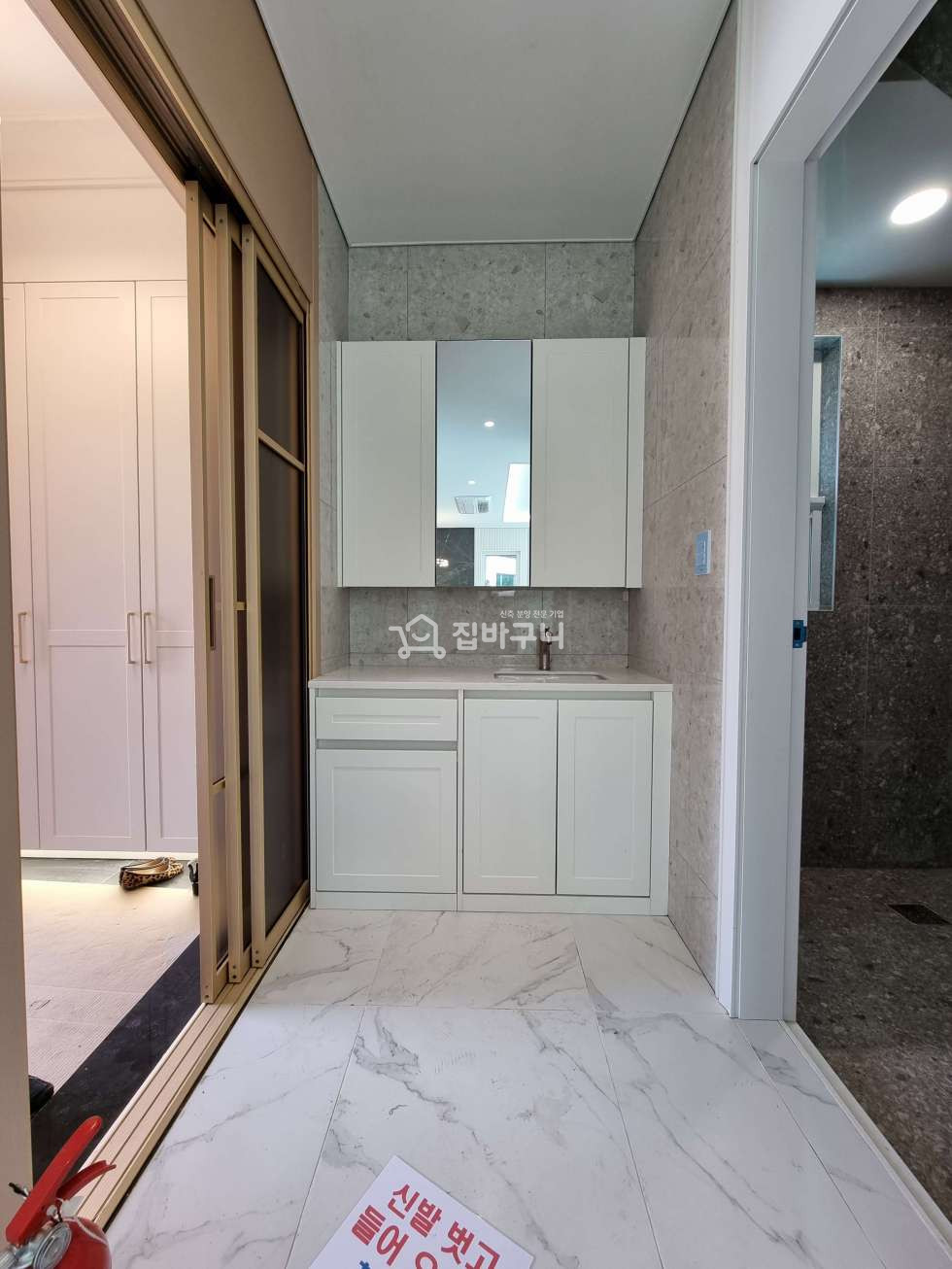 경기 고양일산서구 덕이동 북유럽 느낌의 일산 단독주택! 루프탑 풀장까지 갖춘 럭셔리 타운하우스 분양 매물번호 11996 사진 5
