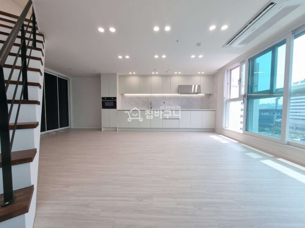 인천 미추홀구 숭의동 숭의역동 대형 복층투룸! (욕실2) 분양 매물번호 12033 사진 1