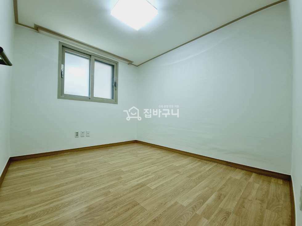 경기 화성만세구 서신면 성안리 서신터미널2분! 거실 넓은 투룸 분양 매물번호 12075 사진 6