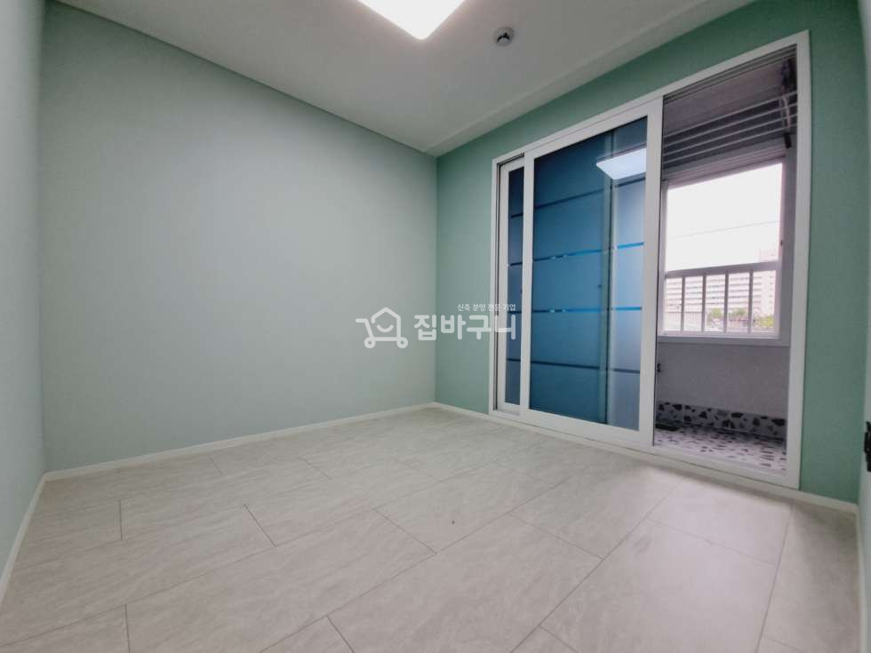경기 안산상록구 사동 ((드레스룸有)) 방5 베란다2 /복층에 테라스까지있어요 ! 분양 매물번호 12082 사진 12