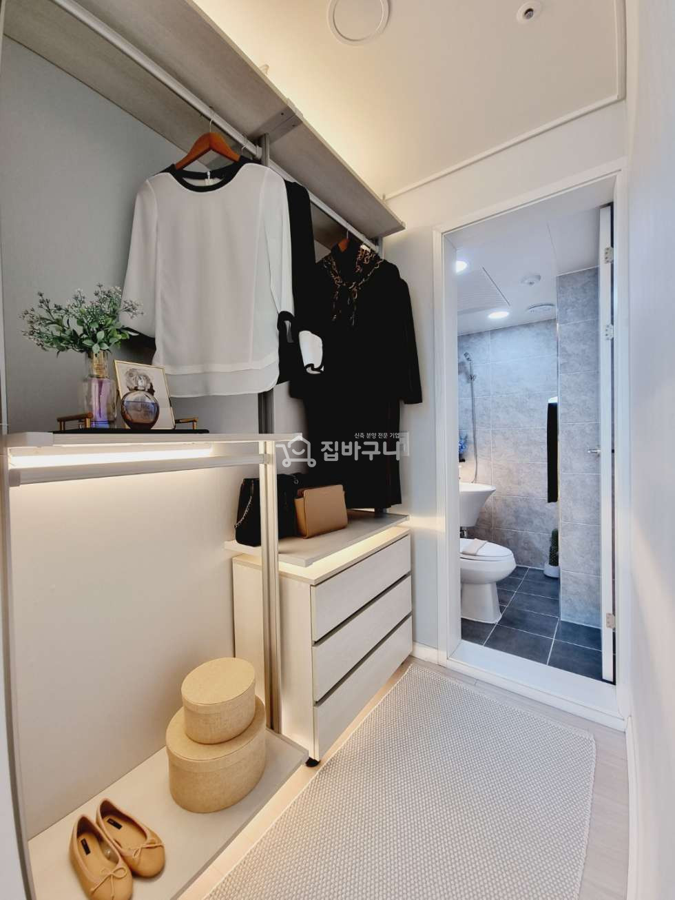 인천 부평구 부평동 부평역 도보2분 초 역세권! 드레스룸有 인프라까지 완벽한 대형 3룸 분양 매물번호 12100 사진 9