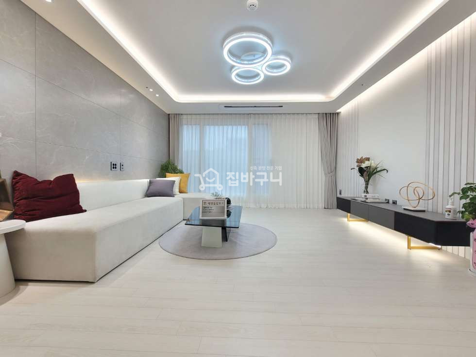 경기 부천원미구 중동 초중고 모두 도보5분 이내 위치한 학군밀집지역 ! 입지좋은 고급인테리어 3룸 아파트 분양 매물번호 12126 사진 2