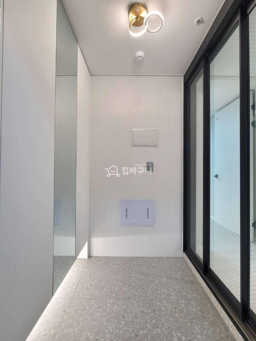 경기 부천원미구 중동 초중고 모두 도보5분 이내 위치한 학군밀집지역 ! 입지좋은 고급인테리어 3룸 아파트 분양 매물번호 12126 사진 19
