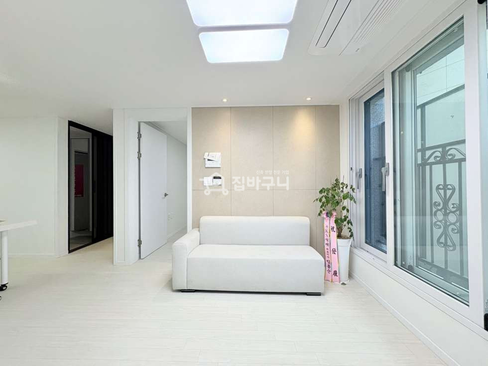 서울 구로구 개봉동 개봉역 인근, 개봉동 조용한 신축 쓰리룸! 공원과 학군까지 완비★ 분양 매물번호 13611 사진 2
