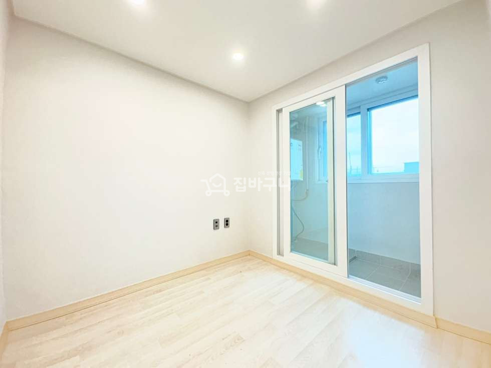 경기 수원권선구 권선동 권선동 복층 테라스하우스♥라이프스타일이 달라지는 2룸+복층+테라스 구조 분양 매물번호 13606 사진 10