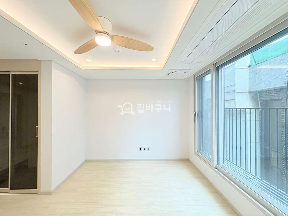 서울 광진구 자양동 건대입구·구의역 더블역세권! 풀옵션 신축 3룸, 생활·학군 모두 잡은 신축 아파트★ 분양 매물번호 13601 사진 3