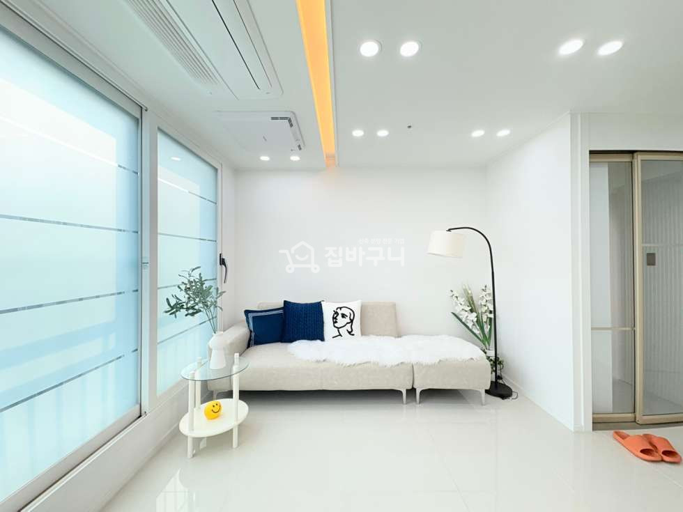서울 광진구 구의동 아차산역 도보 9분, 테라스를 품은 프라이빗 신축 쓰리룸 레지던스♥ 분양 매물번호 13597 사진 2