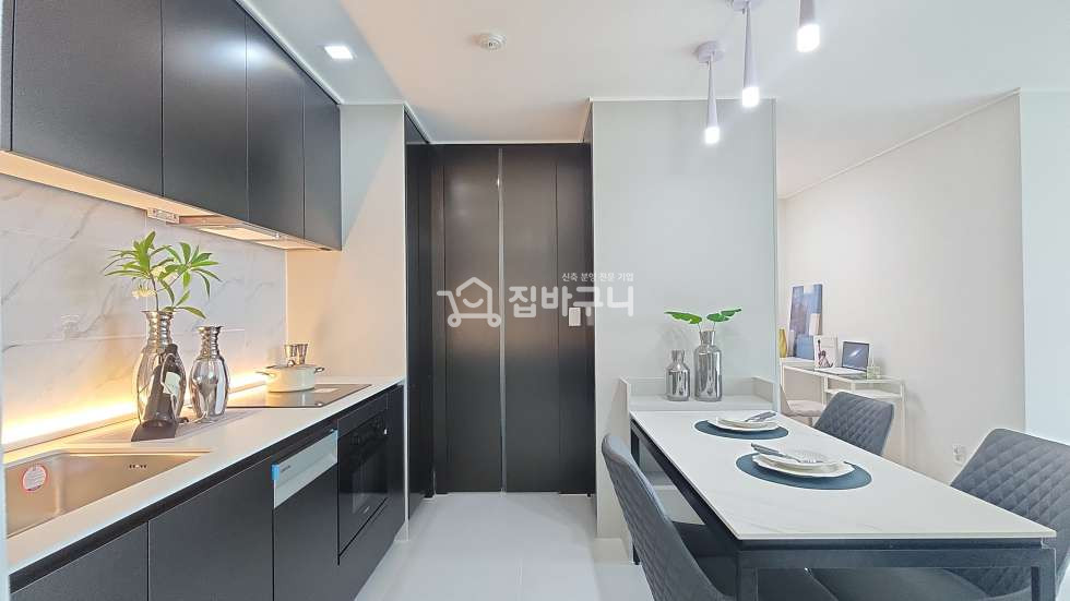 경기 수원권선구 금곡동 화서역 8분·홈플러스 옆! 실속 투룸으로 누리는 풀옵션 라이프 분양 매물번호 13587 사진 6