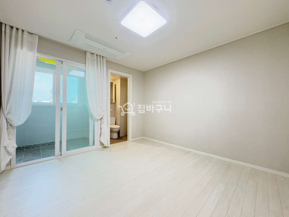 경기 부천원미구 심곡동 ★부천 심곡동 부천역 도보 3분! 올인생활 가능한 초역세권 신축 3룸 라이프★ 분양 매물번호 13581 사진 8
