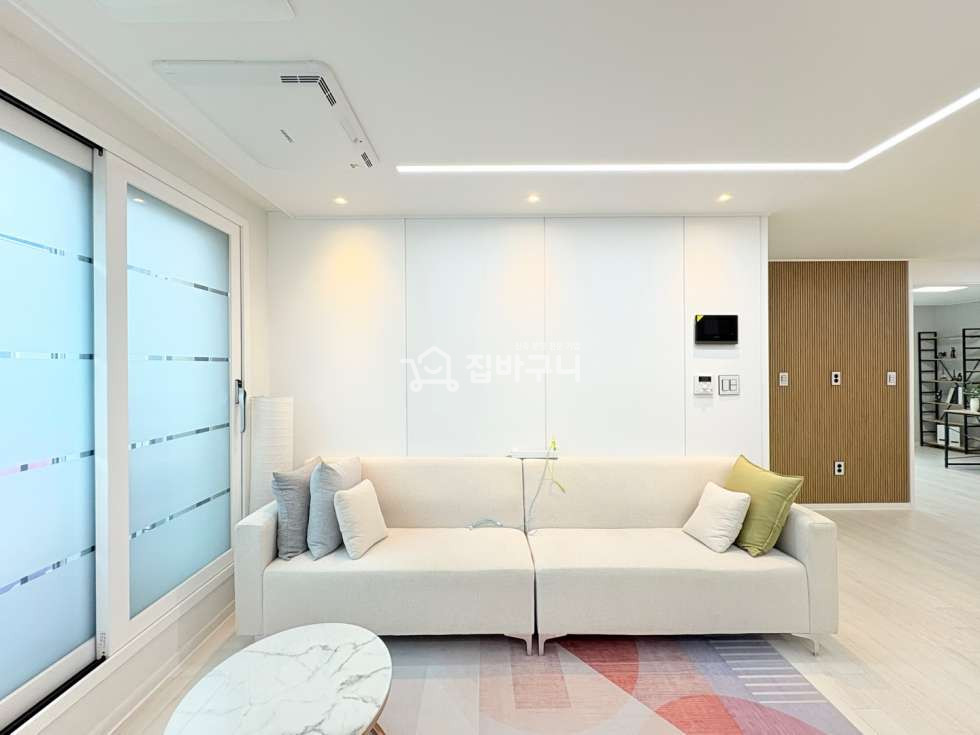 경기 수원팔달구 인계동 매교역 도보 6분 초역세권, 테라스와 생활 인프라까지 갖춘 수원 중심 신축 3룸 매물 분양 매물번호 13568 사진 3
