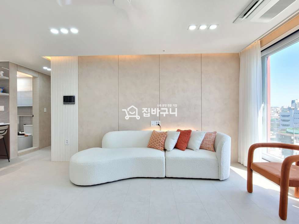 경기 부천원미구 중동 ★중동역 도보 6분, 테라스까지 갖춘 생활·학군·교통 3박자 신축 3룸 분양 매물번호 13567 사진 1