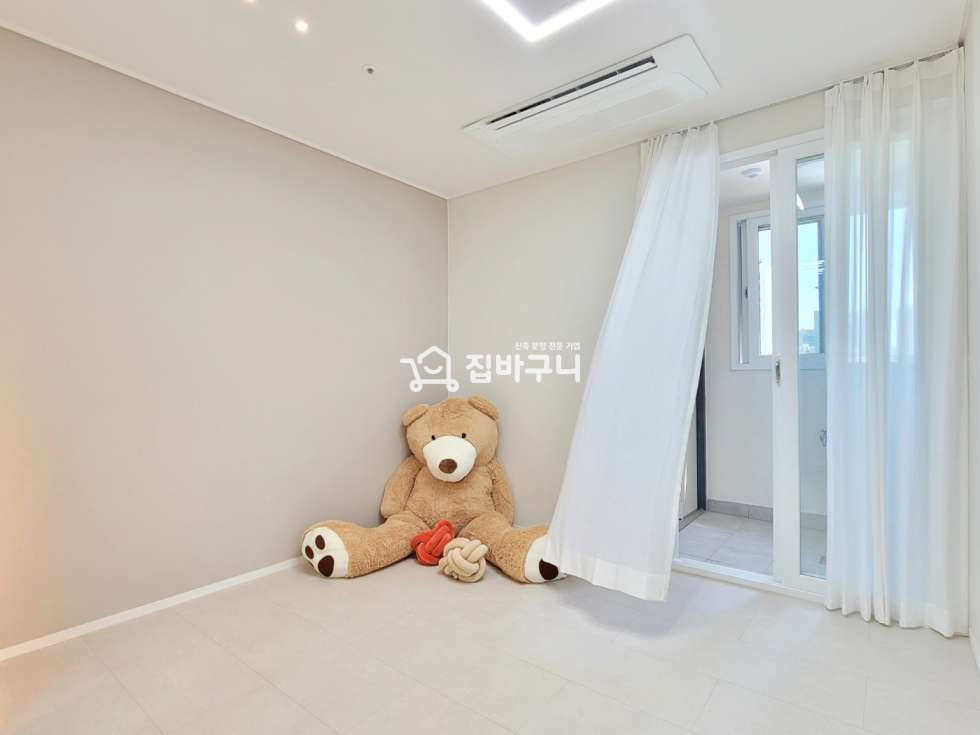 경기 부천원미구 중동 ★중동역 도보 6분, 테라스까지 갖춘 생활·학군·교통 3박자 신축 3룸 분양 매물번호 13567 사진 11