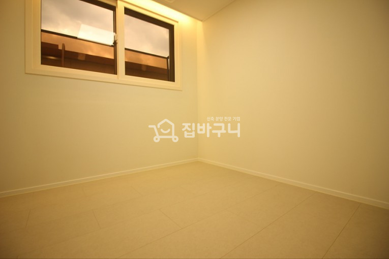 경기 부천소사구 괴안동 복층에 테라스가 2개★ 넉넉한 방 구조로 가족 모두 만족! 도심 인프라까지 완벽하게 갖춘 신축 매물 분양 매물번호 13545 사진 5