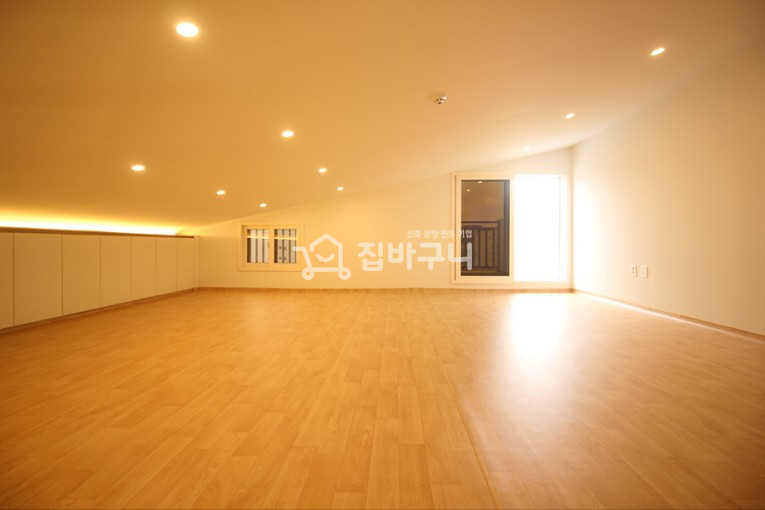 경기 부천소사구 괴안동 복층에 테라스가 2개★ 넉넉한 방 구조로 가족 모두 만족! 도심 인프라까지 완벽하게 갖춘 신축 매물 분양 매물번호 13545 사진 8
