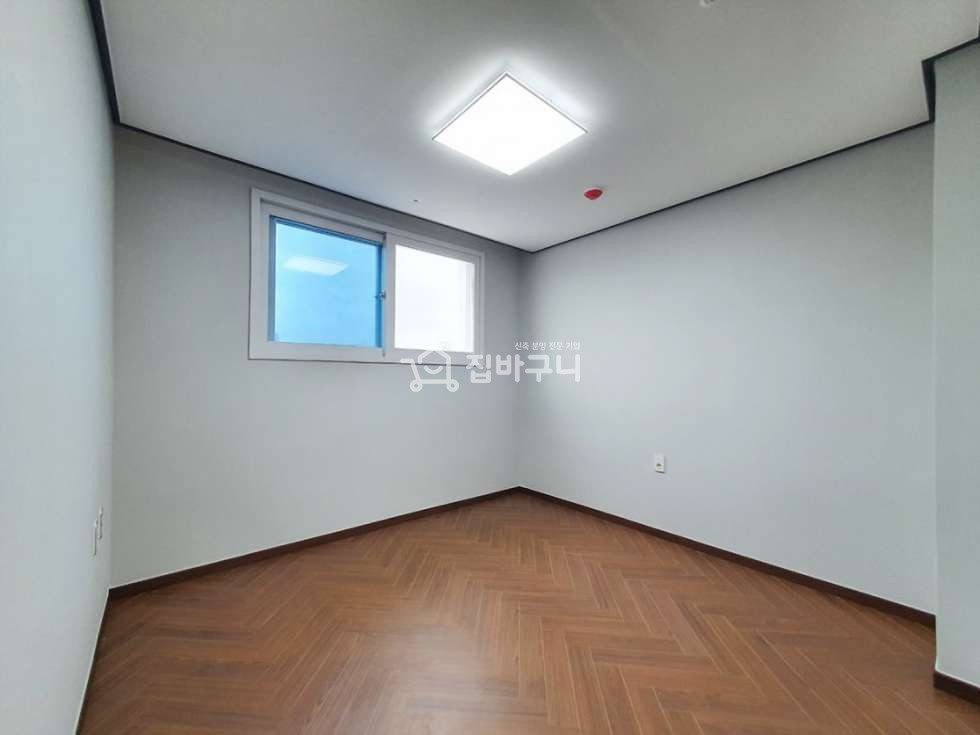 경기 부천원미구 중동 부천 중동역 신축 복층 4룸★ 방4·욕실2·테라스까지 완비된 실속형 매물 분양 매물번호 13541 사진 8