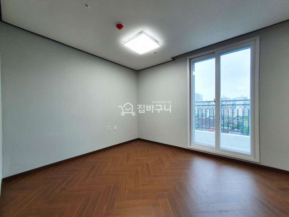 경기 부천원미구 중동 부천 중동역 신축 복층 4룸★ 방4·욕실2·테라스까지 완비된 실속형 매물 분양 매물번호 13541 사진 15
