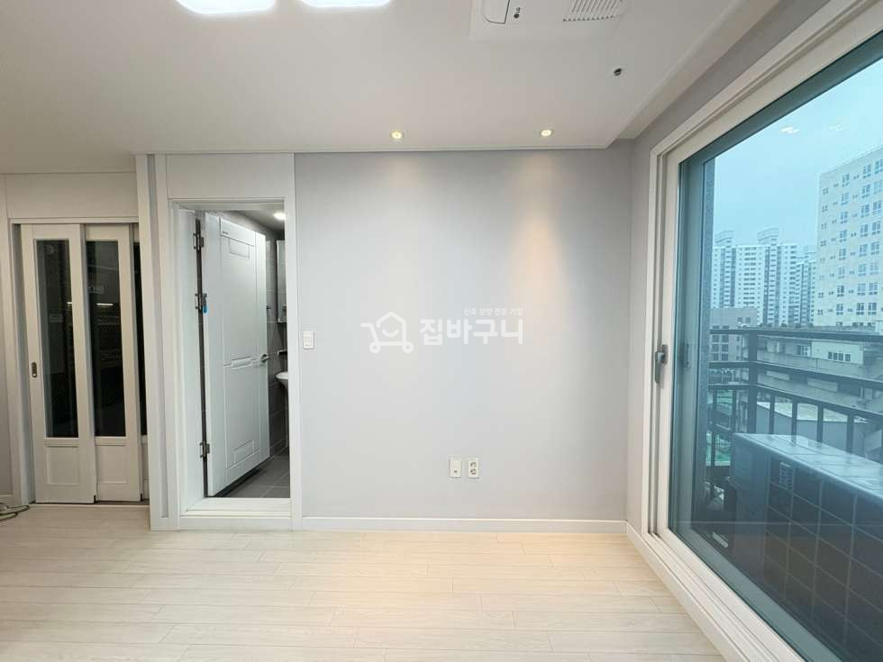 서울 금천구 가산동 ※가산디지털단지 5분 거리! 현대·롯데아울렛 생활권 프리미엄 빌트인 가전까지 갖춘 신축 20세대 투룸!※ 분양 매물번호 13538 사진 3