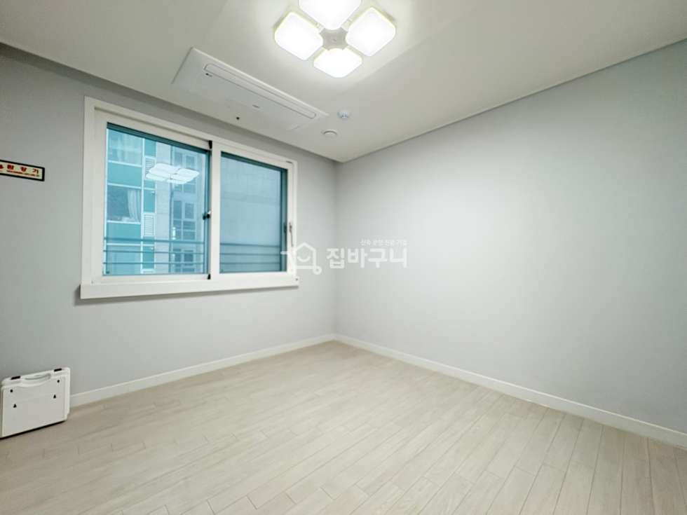 서울 금천구 가산동 ※가산디지털단지 5분 거리! 현대·롯데아울렛 생활권 프리미엄 빌트인 가전까지 갖춘 신축 20세대 투룸!※ 분양 매물번호 13538 사진 8