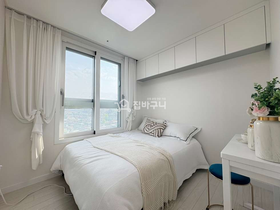 서울 동작구 노량진동 초초 더블역세권 노량진 전망 탁 트인 도시뷰로 분위기 UP! 인프라와 학세권 사로잡은 3룸 오피스텔 분양 매물번호 13530 사진 8