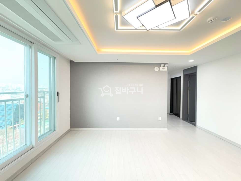 인천 제물포구 신흥동2가 생활권 인프라 겸비, 교통 접근성도 훌륭한 더블역세권 인천 3룸 아파트 자주식 주차 100% ! 분양 매물번호 13527 사진 2
