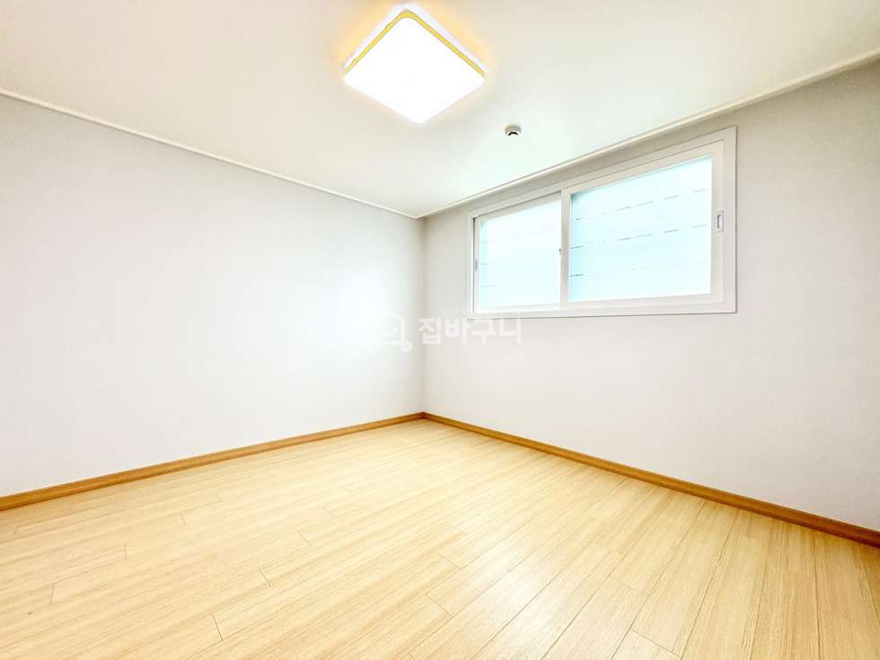 경기 평택시 비전동 ●도보1분거리 학세권 입지와 생활권 인프라 갖춘 넓고 시원한 내부의 비전동 3룸 ! 저렴한 실입주금까지 ● 분양 매물번호 13511 사진 7