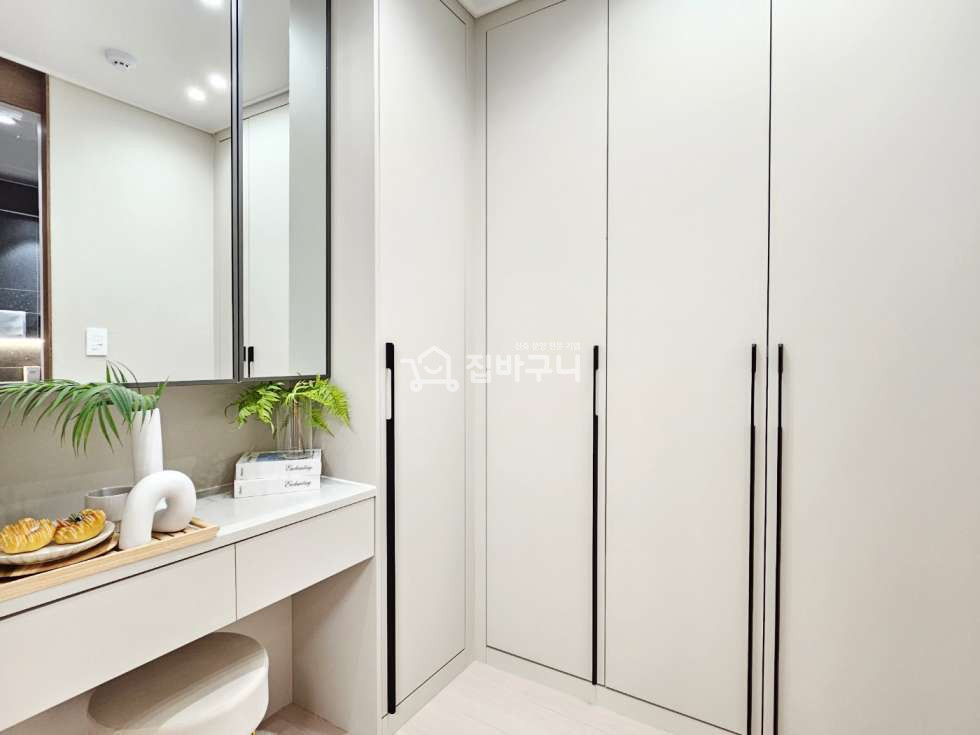 경기 부천소사구 송내동 하이엔드 인테리어로 한층 더 고급지게! 생활권인프라와 준수한 옵션들까지! 분양 매물번호 13510 사진 13
