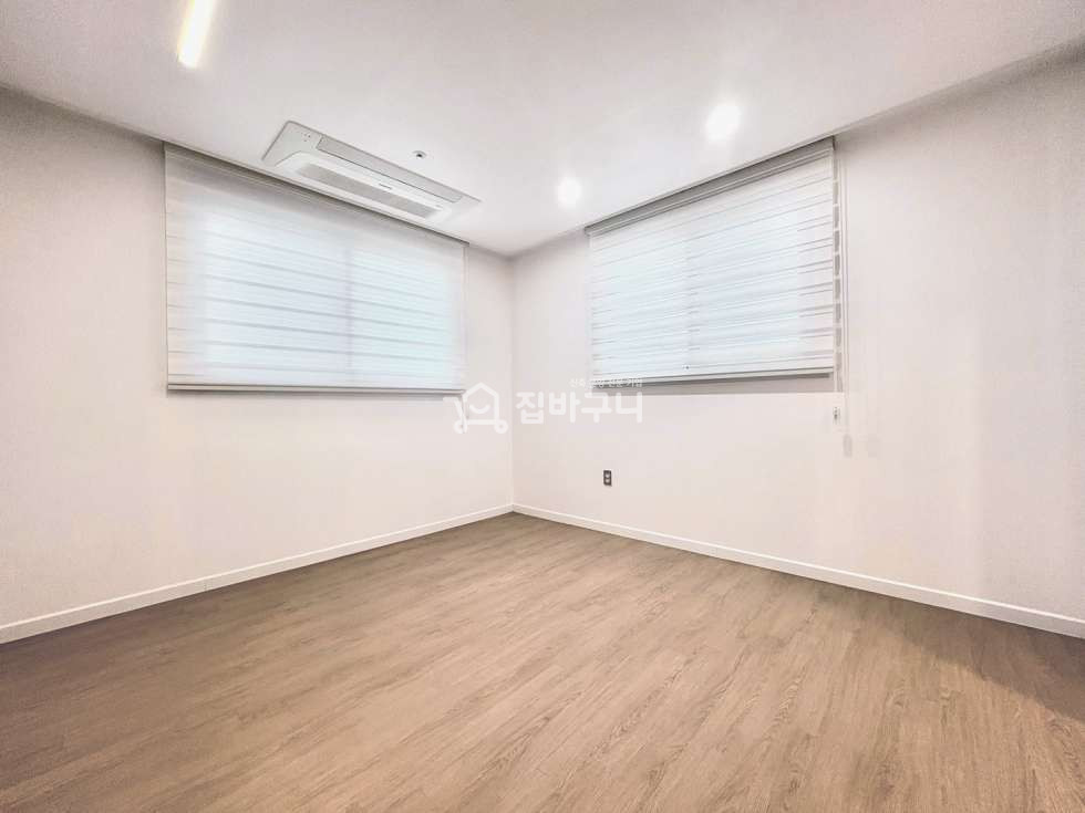 경기 평택시 서정동 ☆모던한 내부 인테리어와 드레스룸,다용도실까지! 3-4인 가족이 거주하기 딱 좋은 아파트! ★ 분양 매물번호 13507 사진 7