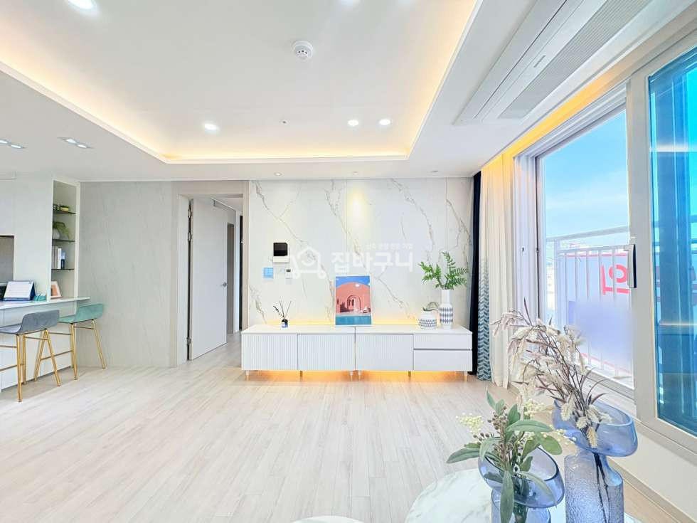 경기 부천원미구 원미동 전세대아파트등기 정남향 넓고 쾌적한 거실과 춘의역 도보9분 시장인근 인프라! 분양 매물번호 13497 사진 3
