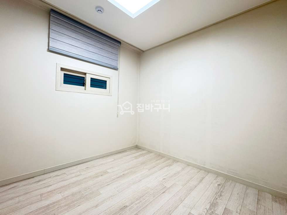 경기 수원권선구 세류동 ■매교역 도보권에 넓고 실용적인 내부 다용도로 활용가능한 수원 세류동 4룸 !■ 분양 매물번호 13477 사진 11