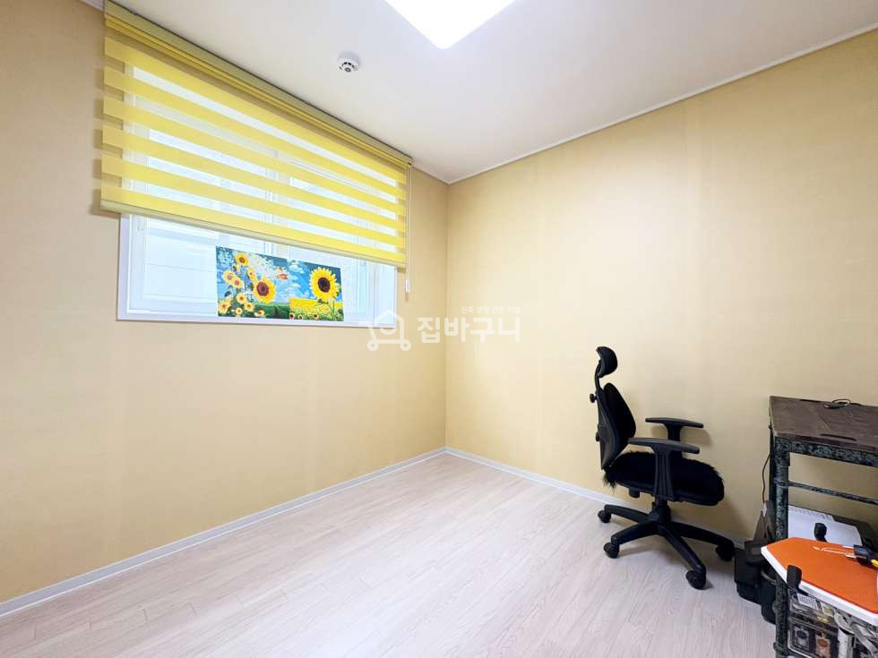 경기 안산단원구 고잔동 고잔동 최고의 위치 입지적 조건 최상 / 옵션 좋고 내부 넓은 실용적 구조의 고잔동 쓰리룸 분양 매물번호 13457 사진 10