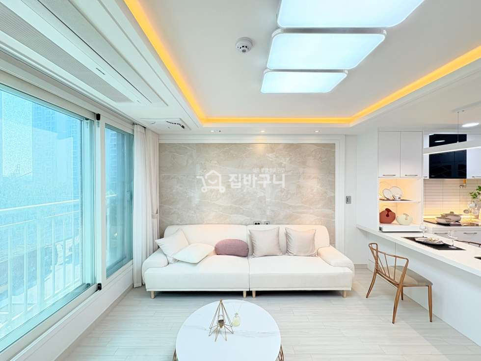 인천 제물포구 신흥동1가 인천 신포역 도보권! 학세권과 인프라가 최적화된 옵션 좋은 3룸 아파트 분양 매물번호 13447 사진 2