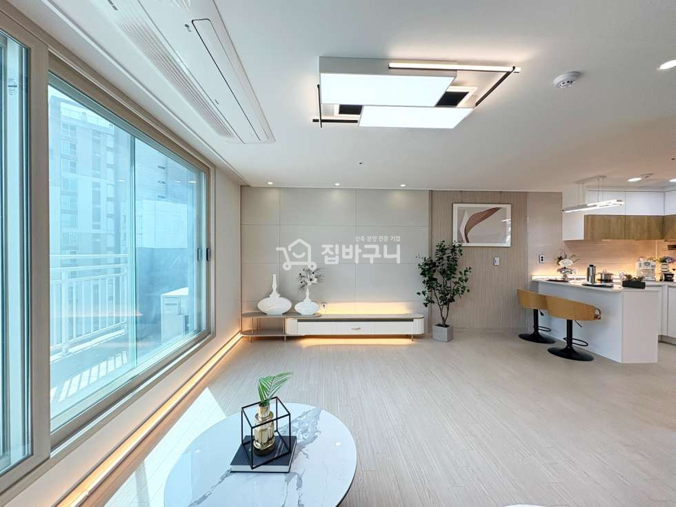 경기 부천원미구 원미동 테라스가 무려 4개?!! 실평수 30평 넘는 넓직한 내부와 실용적 복층공간까지! 현재 분양가 할인중 분양 매물번호 13440 사진 2