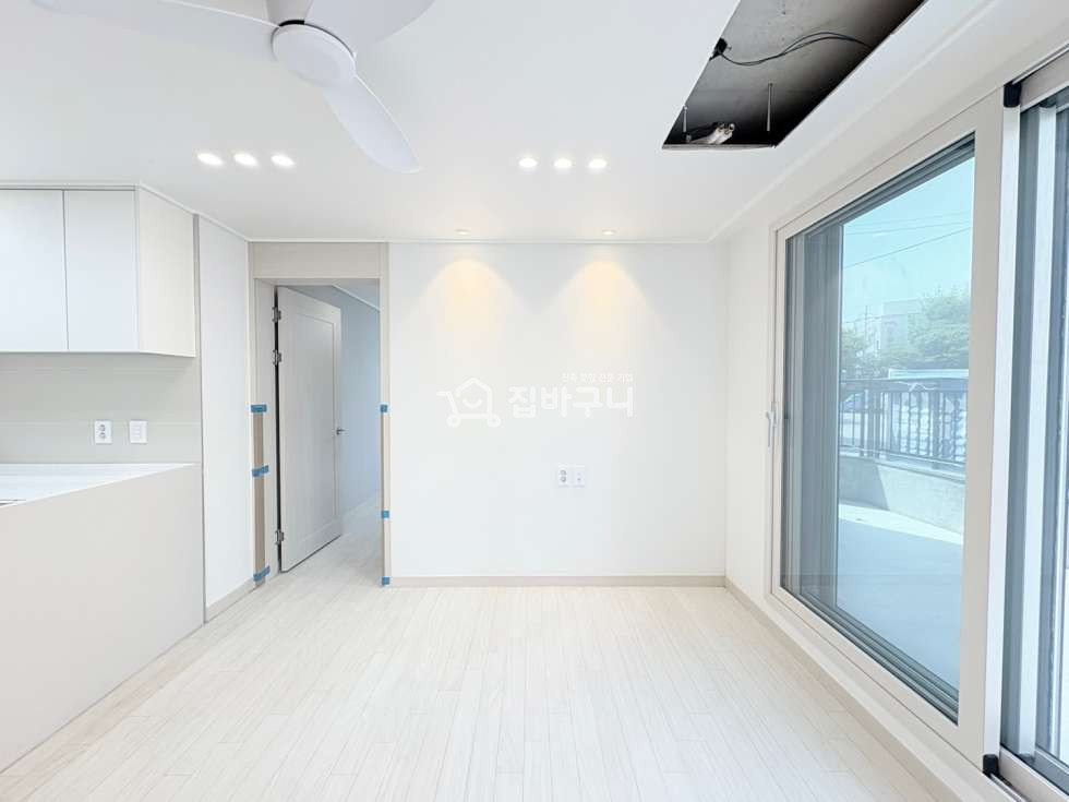 경기 시흥시 신천동 시원하고 넓은 테라스로 바베큐 파티 가능! 신천역 차량 3분거리로 교통편리! 분양 매물번호 13438 사진 4