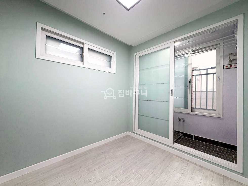 서울 구로구 구로동 1인가구부터 3인가구까지 거주 가능한 넓은 공간 확보! 주변 인프라 발달 최적화된 구로동 쓰리룸 분양 매물번호 13437 사진 8