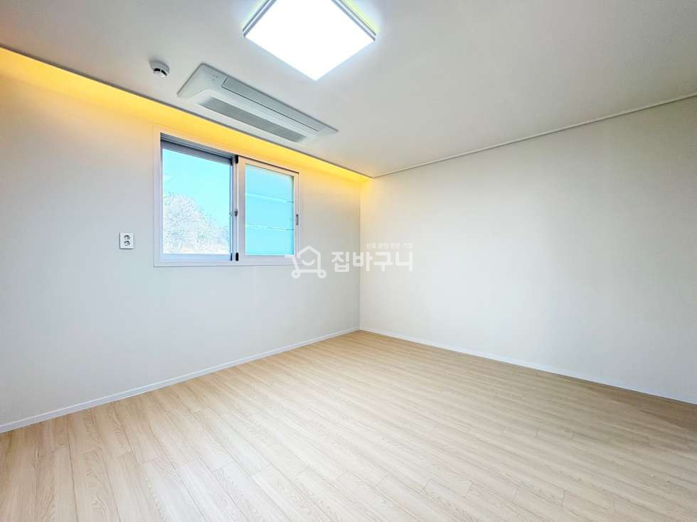 경기 안산단원구 선부동 ※시원한 조망권 확보! 복층 테라스 공간으로 아이 있는 가정에게도 딱 맞는 실용적인 공간!※ 분양 매물번호 13430 사진 7