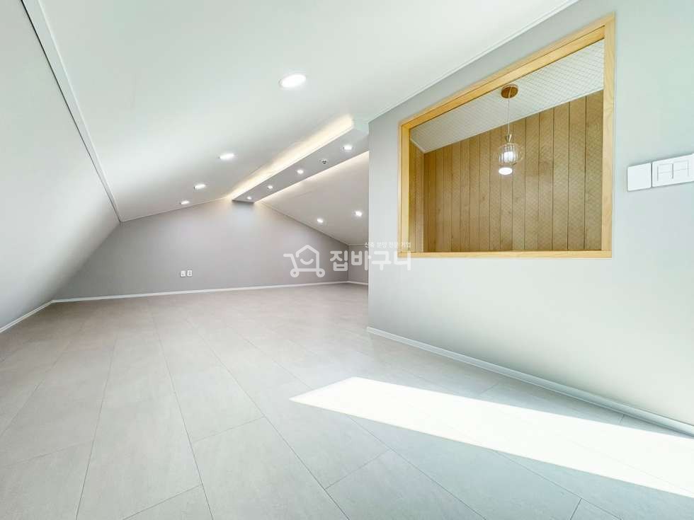 경기 안산단원구 선부동 편리한 교통! 달미역 도보 8분거리에 4호선 초지역(GTX) 수인분당선연결! 깔끔한 복층공간으로 수납걱정없이! 분양 매물번호 13428 사진 16