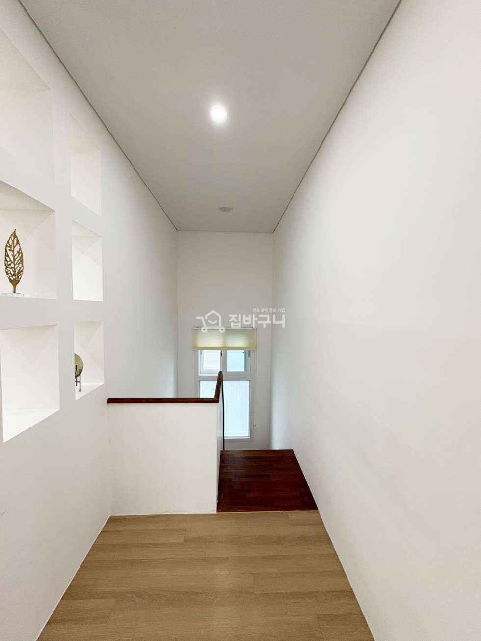 경기 고양일산동구 성석동 ◆깔끔하고 고급진 인테리어인 내부와 시원한 테라스가 있는 쓰리룸◆ 분양 매물번호 13408 사진 14