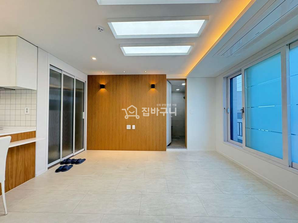 경기 안산단원구 와동 안산 쓰리룸 못지않은 대형 투룸에 넓은 테라스! 비교적 저렴한 실입주금! 분양 매물번호 13400 사진 4