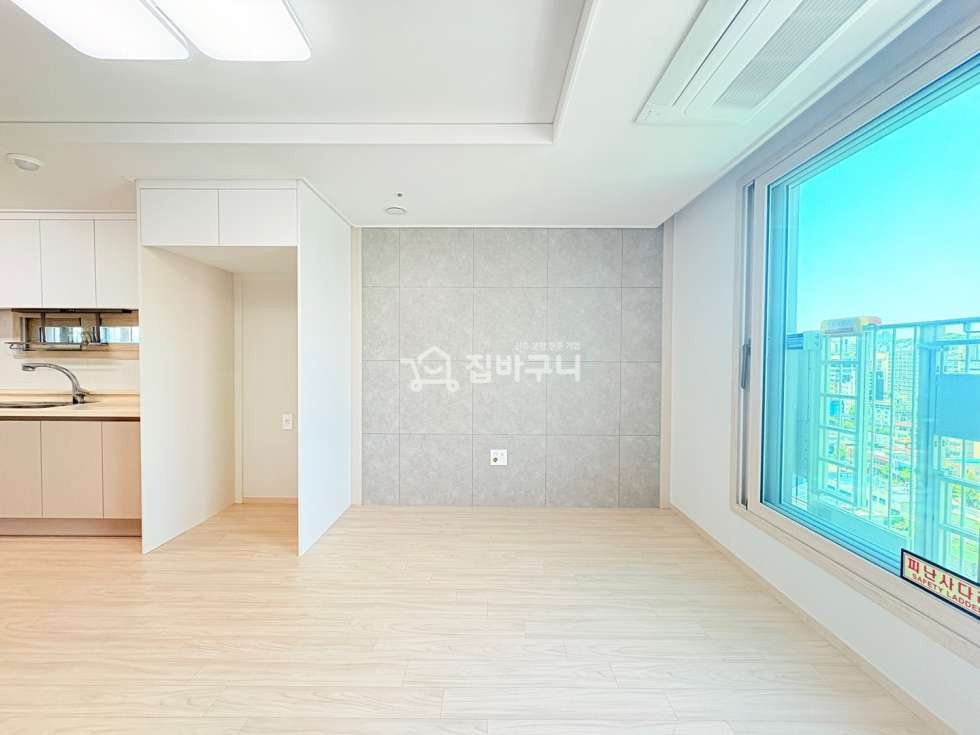 경기 부천소사구 괴안동 역곡역 역세권! 시원한 창문뷰 넓은통창으로 채광 일품 분양 매물번호 13392 사진 4