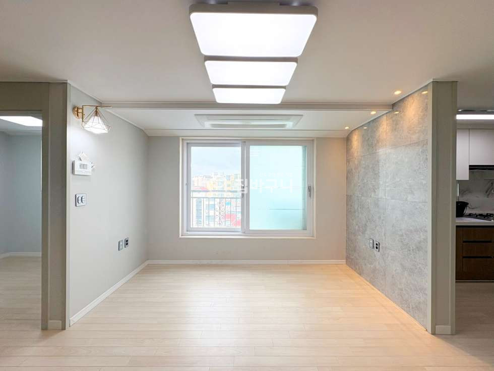 경기 수원권선구 서둔동 §서둔동에 위치한 실용적인 구조의 쓰리룸 § 분양 매물번호 13386 사진 1