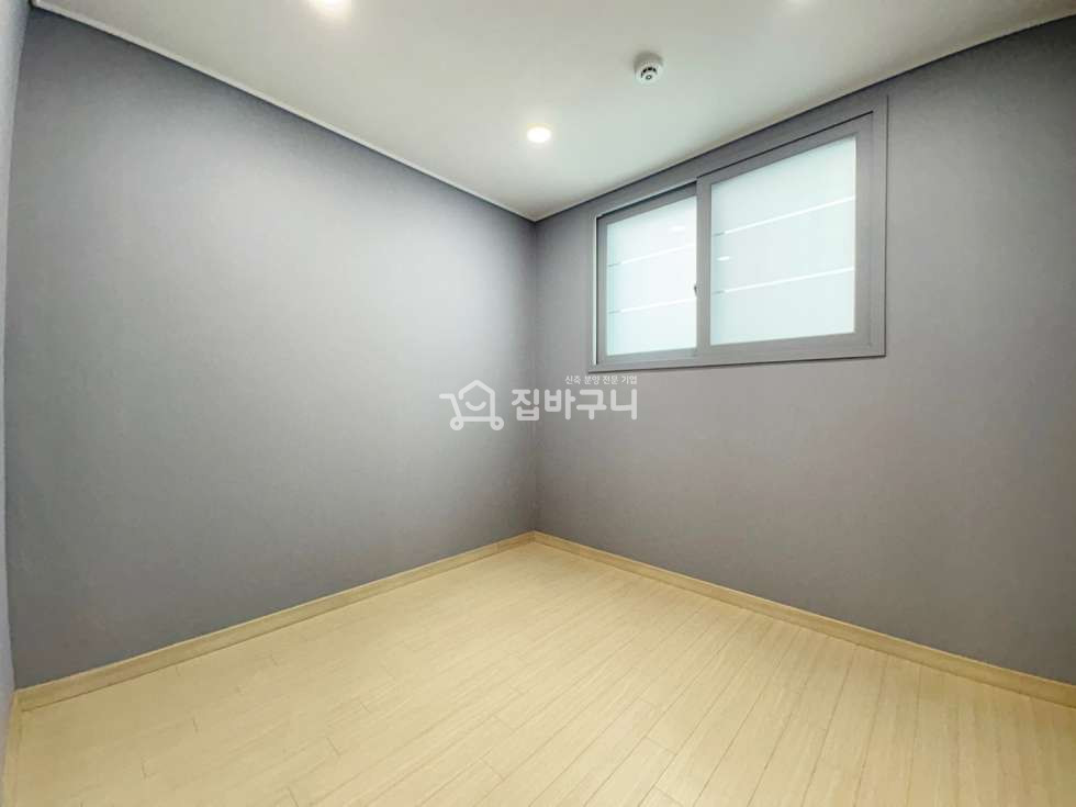 경기 수원권선구 당수동 ○깔끔한 내부가 일품인 채광 잘 드는 햇살가득 쓰리룸 주변개발 호재 매물! ○ 분양 매물번호 13385 사진 10