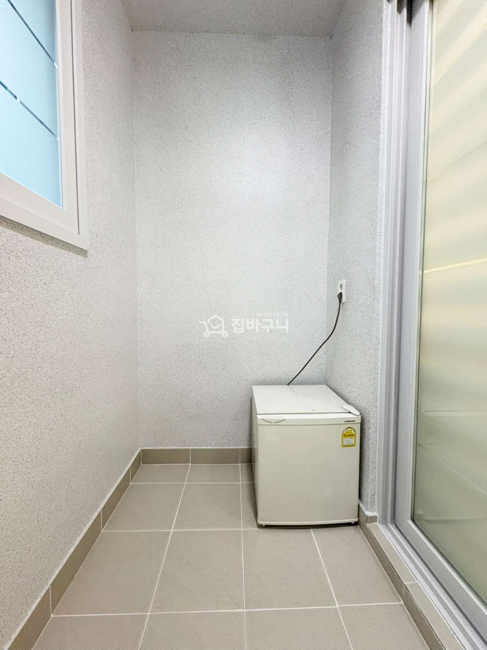 경기 수원장안구 영화동 ☆깔끔한 화이트톤 고급스러운 분위기의 인테리어를 갖춘 드레스룸 옵션까지! 영화동 3룸 신축빌라☆ 분양 매물번호 13374 사진 12