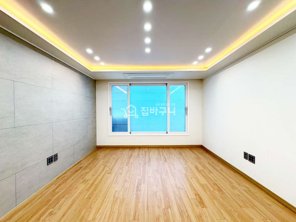 경기 안산단원구 원곡동 ※원곡동 안산역 도보권 쾌적한 테라스와 거실 크기와 맞먹는 4룸 자연채광 최고※ 분양 매물번호 13365 사진 1