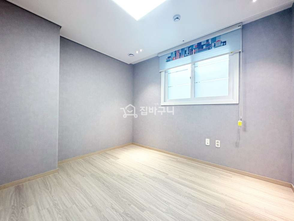 서울 은평구 갈현동 ★갈현동 학군지와 인프라 모두 잡은 넉넉한 거실 사이즈의 깔끔한 올 화이트톤 3룸★ 분양 매물번호 13355 사진 10