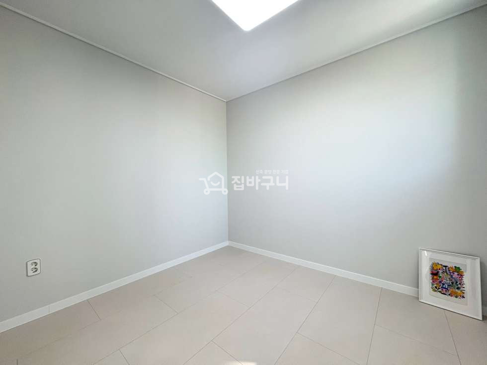 경기 안산상록구 본오동 ※ 동남향 햇살 가득한 본오동 넓고 큼직한 2룸 테라스※ 분양 매물번호 13346 사진 8