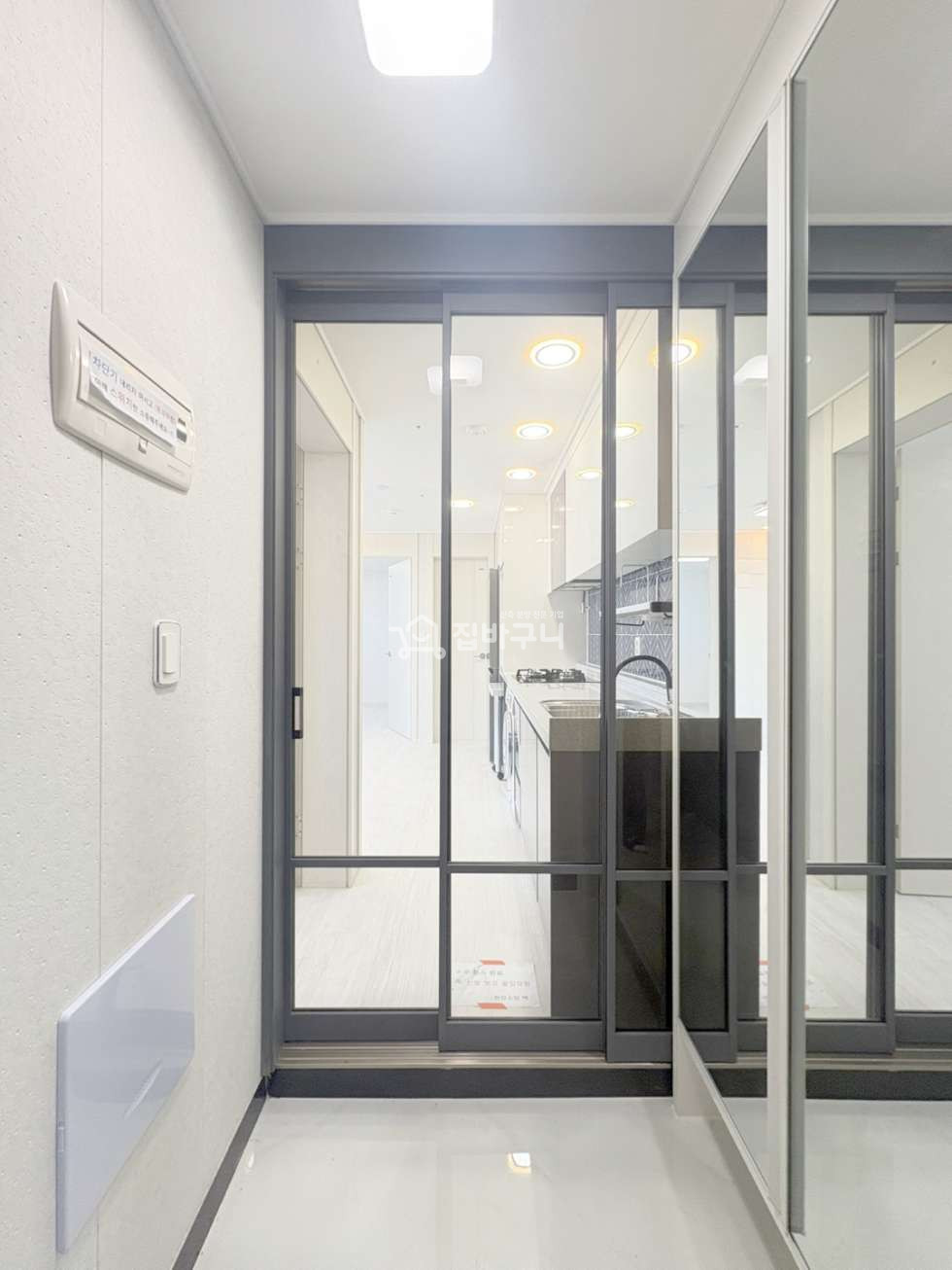 서울 은평구 역촌동 ☆서울 은평구 구산역 도보 3분! 완벽한 투룸! 역세권의 삶을 누리세요 분양 매물번호 13340 사진 10